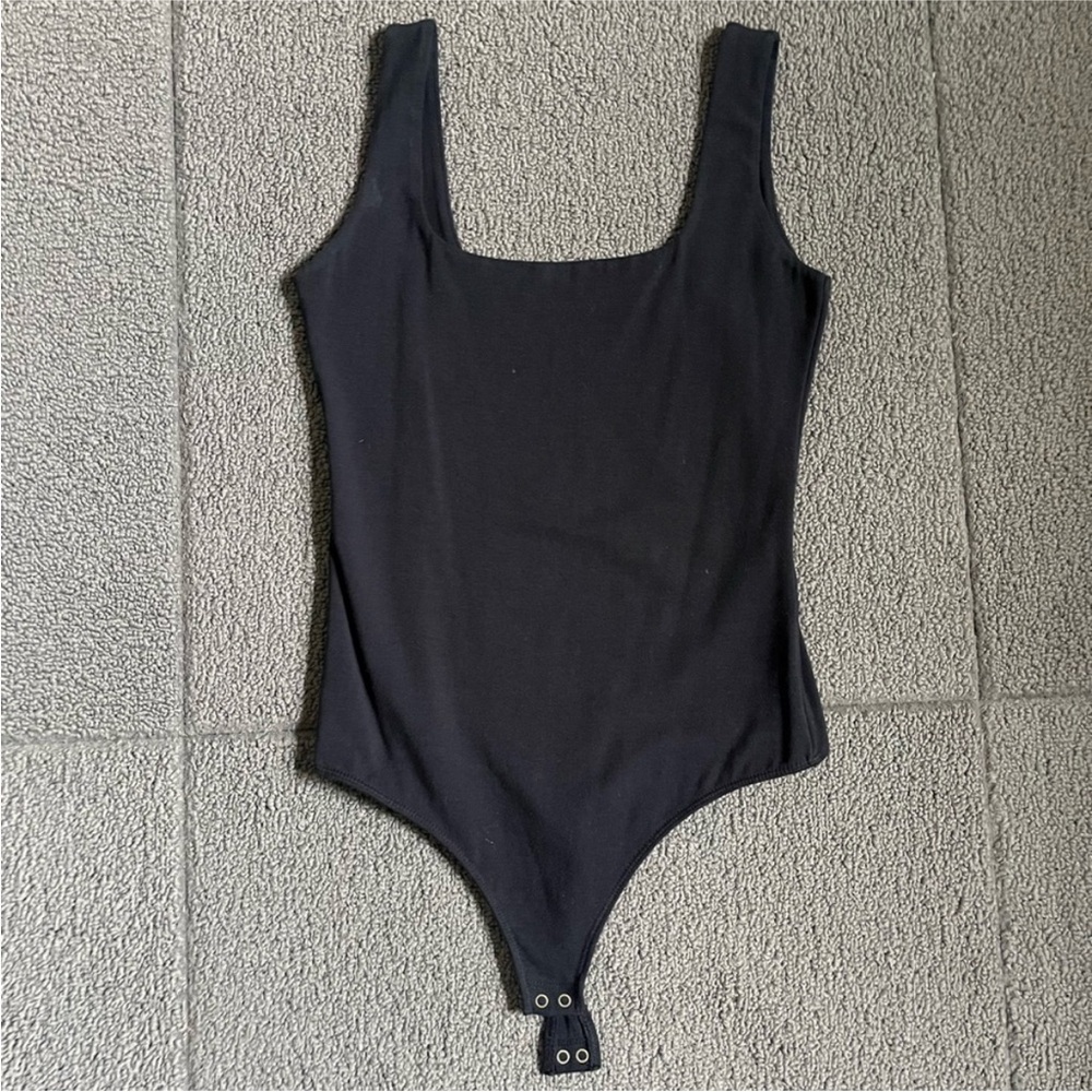 A&F square neck tank bodysuit